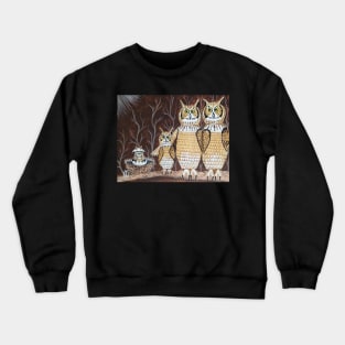 Owl family with baby owlet Crewneck Sweatshirt